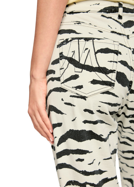 MARC CAIN SPORTS Denim Ecru Feura Jeans With Animal Print | AS 82.13 D03