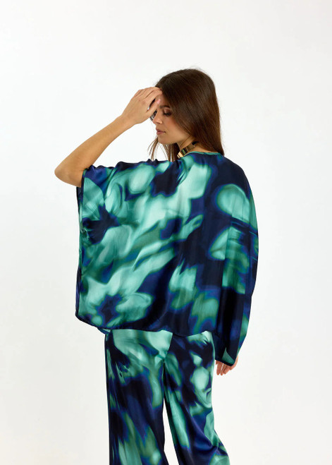 LAUREN VIDAL Poncho Shape Top Rika Blue | RIKA