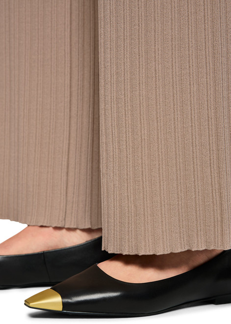 AC8182M43 619-WARM TAUPE NEW