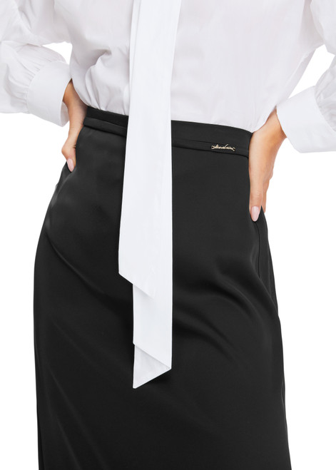 MARC CAIN COLLECTIONS Black Pencil Skirt With Stretch | XC 71.20 W15