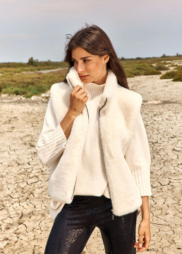 トップス Lauren. compact fur vest Lauren. compact fur vest