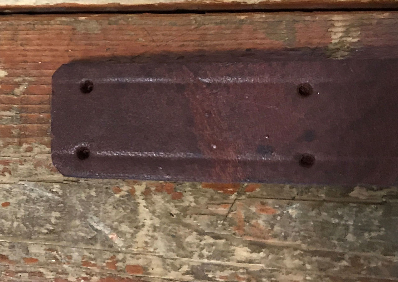 Vintage Leather EE8 Field Phone Shoulder Strap with No Buckle