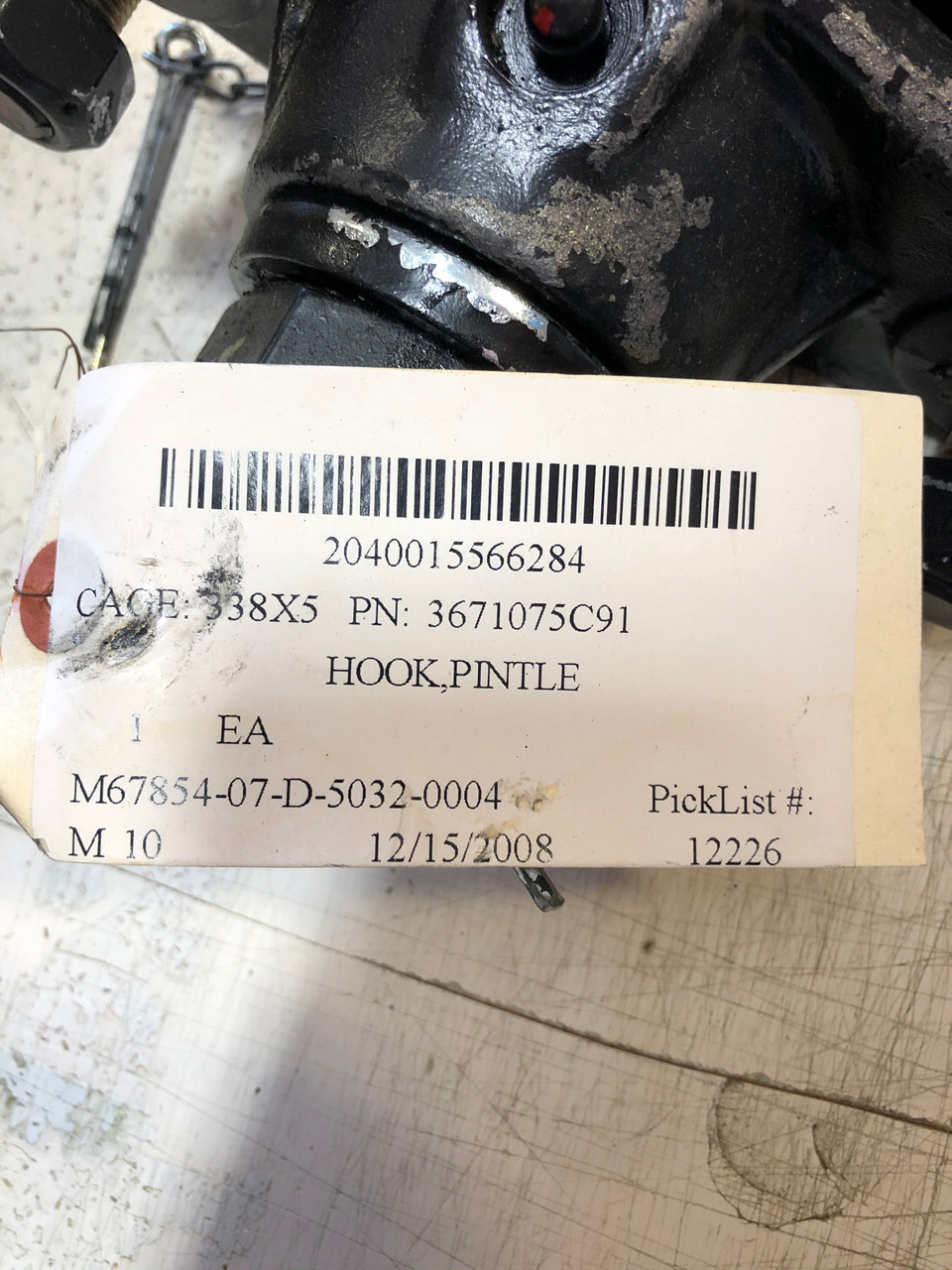 Military Issue 49,000 lbs Swivel Pintle Hook