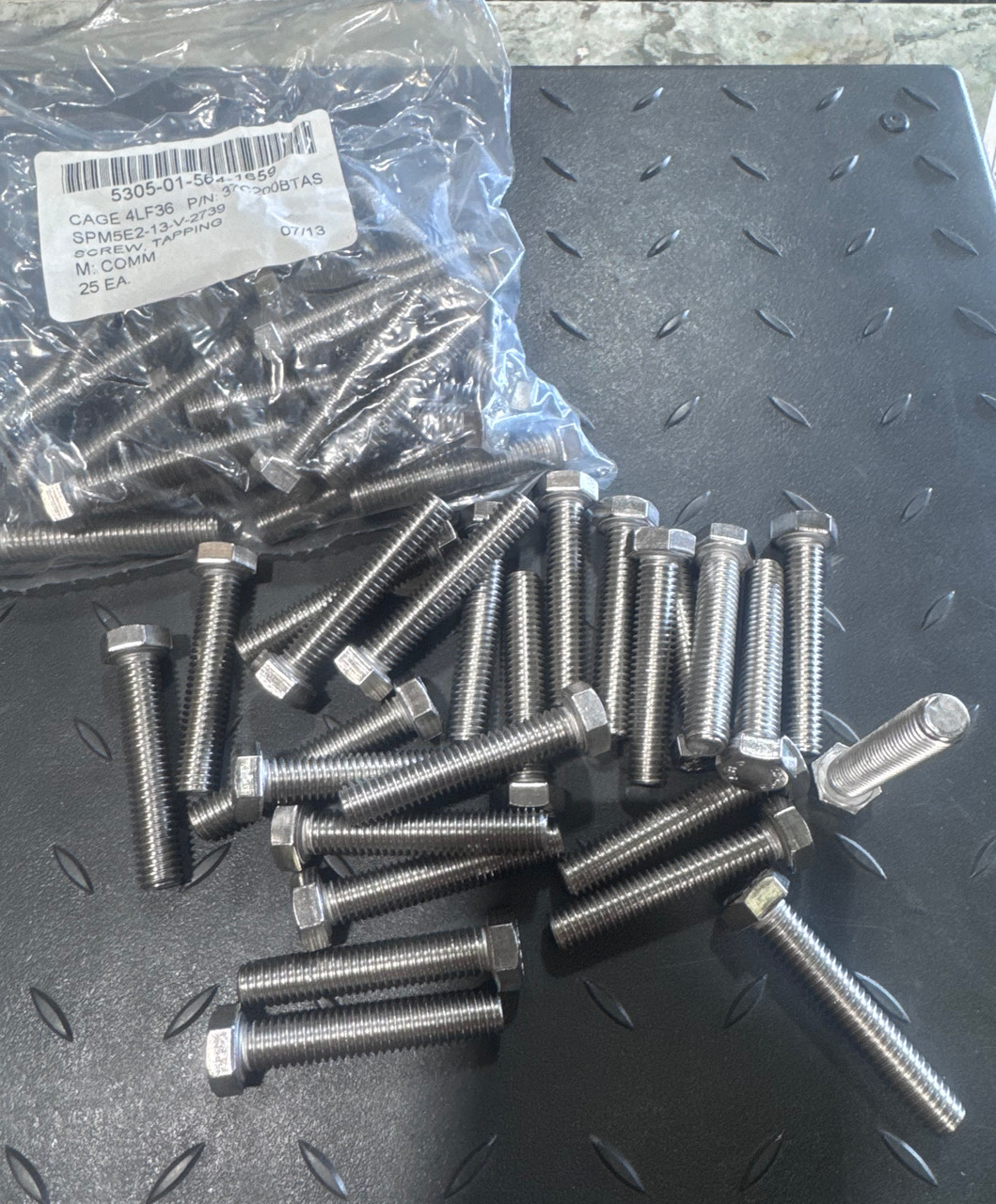 Military Issue Self Tapping Screws Stainless 25 per bag