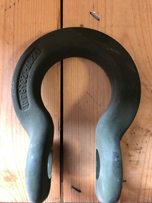 Military Issue 2 1/2 ton Rear Shackle