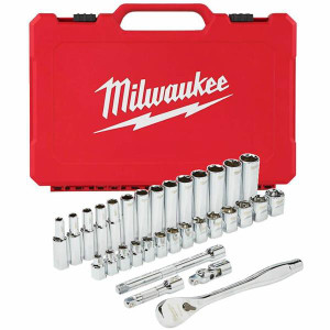 MILWAUKEE 1/4'' Drive 28pc Ratchet & Socket Set | Buy Online at Munsterauto.ie MILWAUKEE 1/4'' Drive 28pc Ratchet & Socket Set | Buy Online at Munsterauto.ie