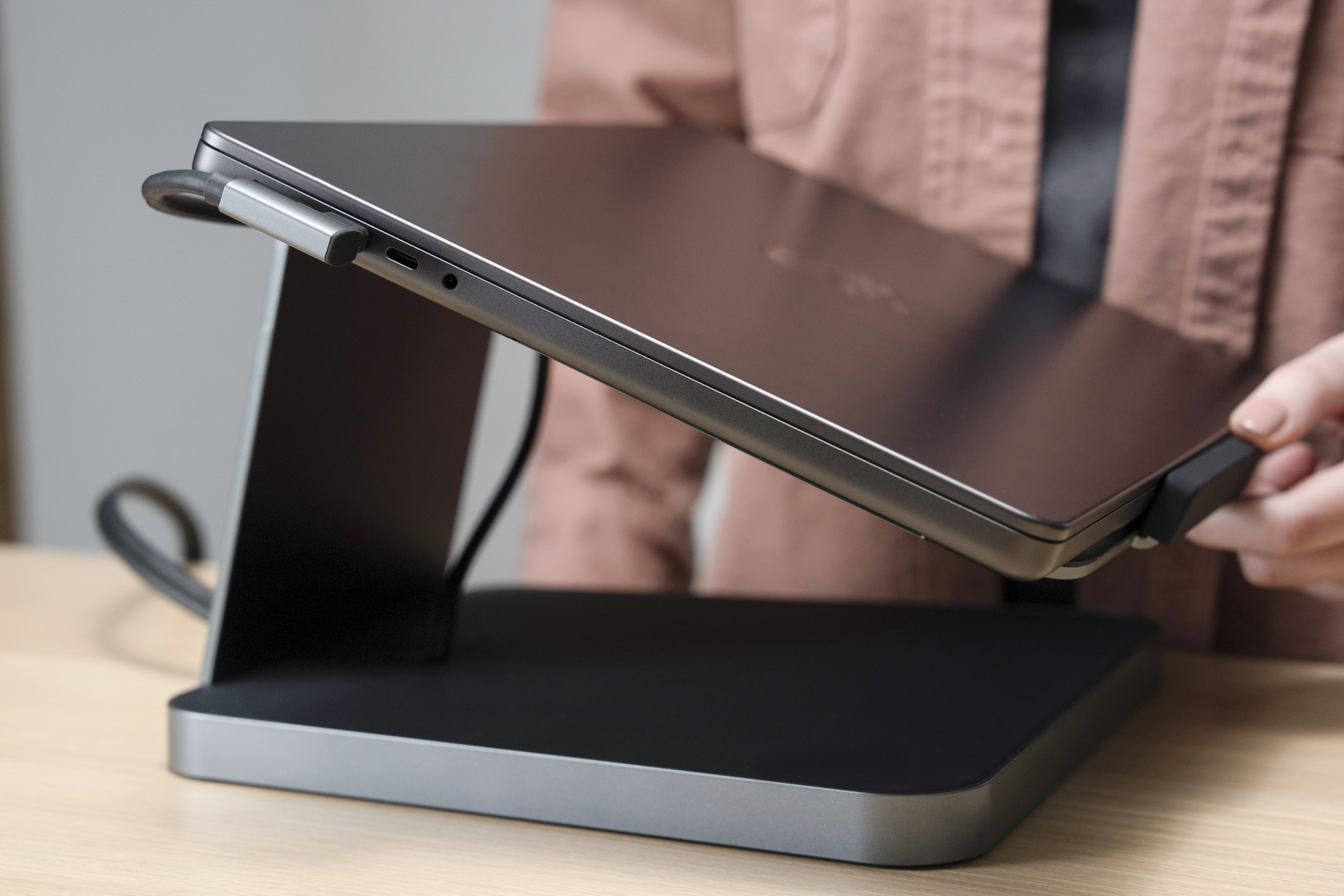 ZAGG Pro Dock Workstation with 150W power delivery and cable management