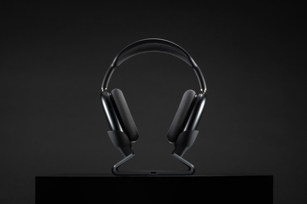 mophie | AirPods / Pro/ Max Charging Stand with USB-C