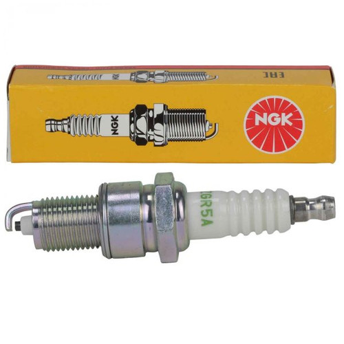 Spark plug to suit Honda GX620/GX670 engines. Reliable replacement for smooth ignition and consistent performance.