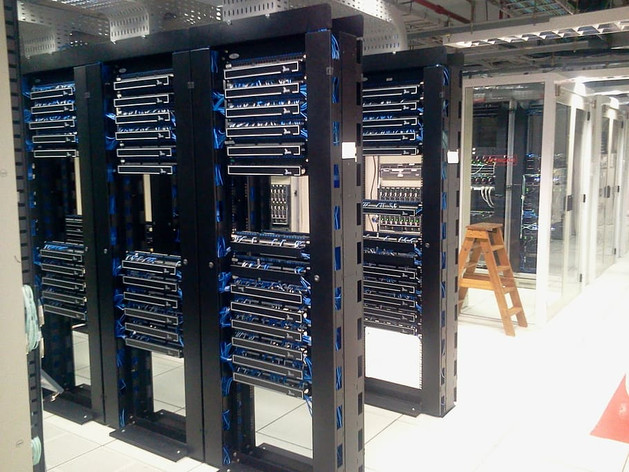 How to install my wall mount rack system? 