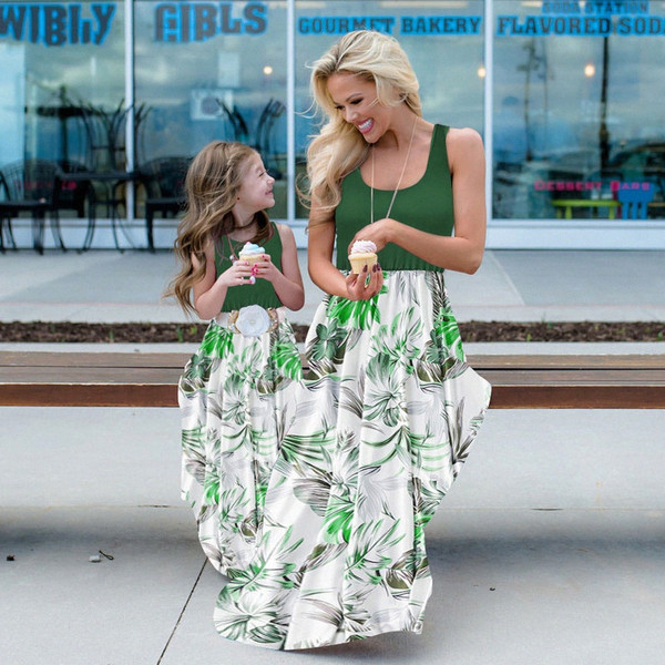 Rejea Spring Family Matching Outfits Autumn Summer Patchwork Floral Long Dress for Mommy and Me Clothes Mother and Daughter Clothes