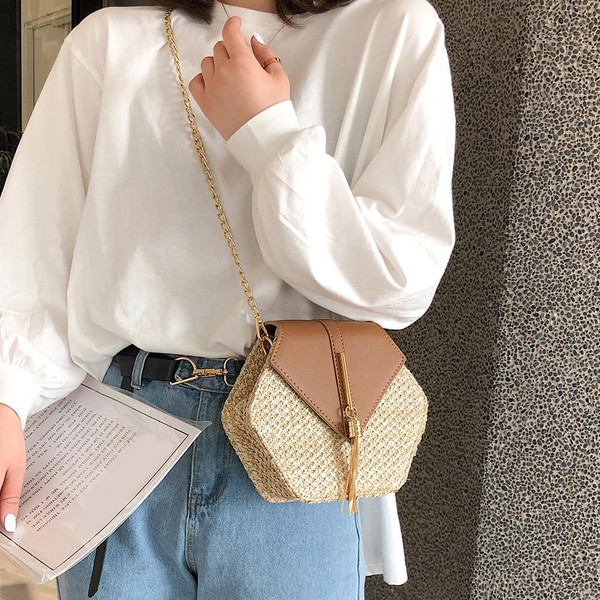 Rejea Summer Straw Bags For Women 2021 Hex-Shape Straw+PU Shoulder Bag Tassel Rattan Beach Bohemian Crossbody Female Travel Chain Bag