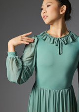 Long sleeved dress with pleated neck trim WacholdergrÃ¼n Back 4 [GrÃ¼n]