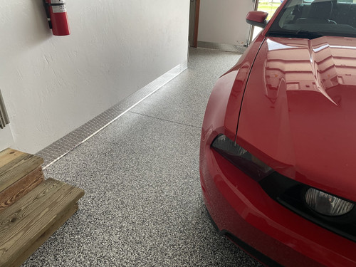 Diamond Plate 17 GA Wall Base