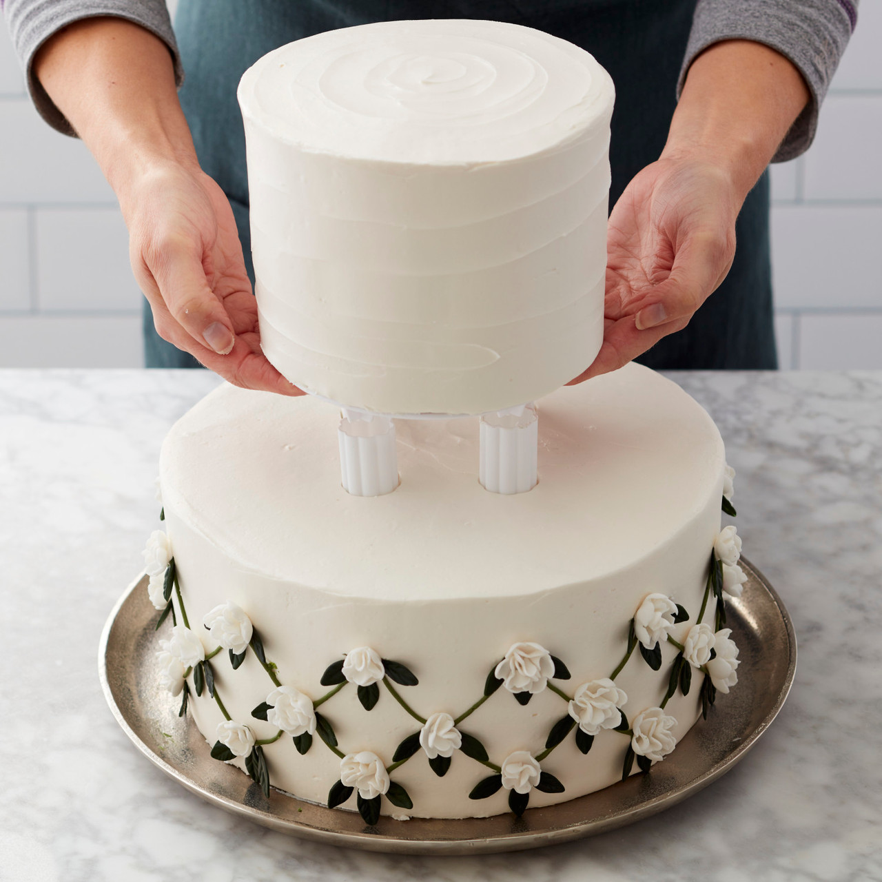 Cake Pillars, Cake Stands, Cake Tier Separator Plates | forum.iktva.sa