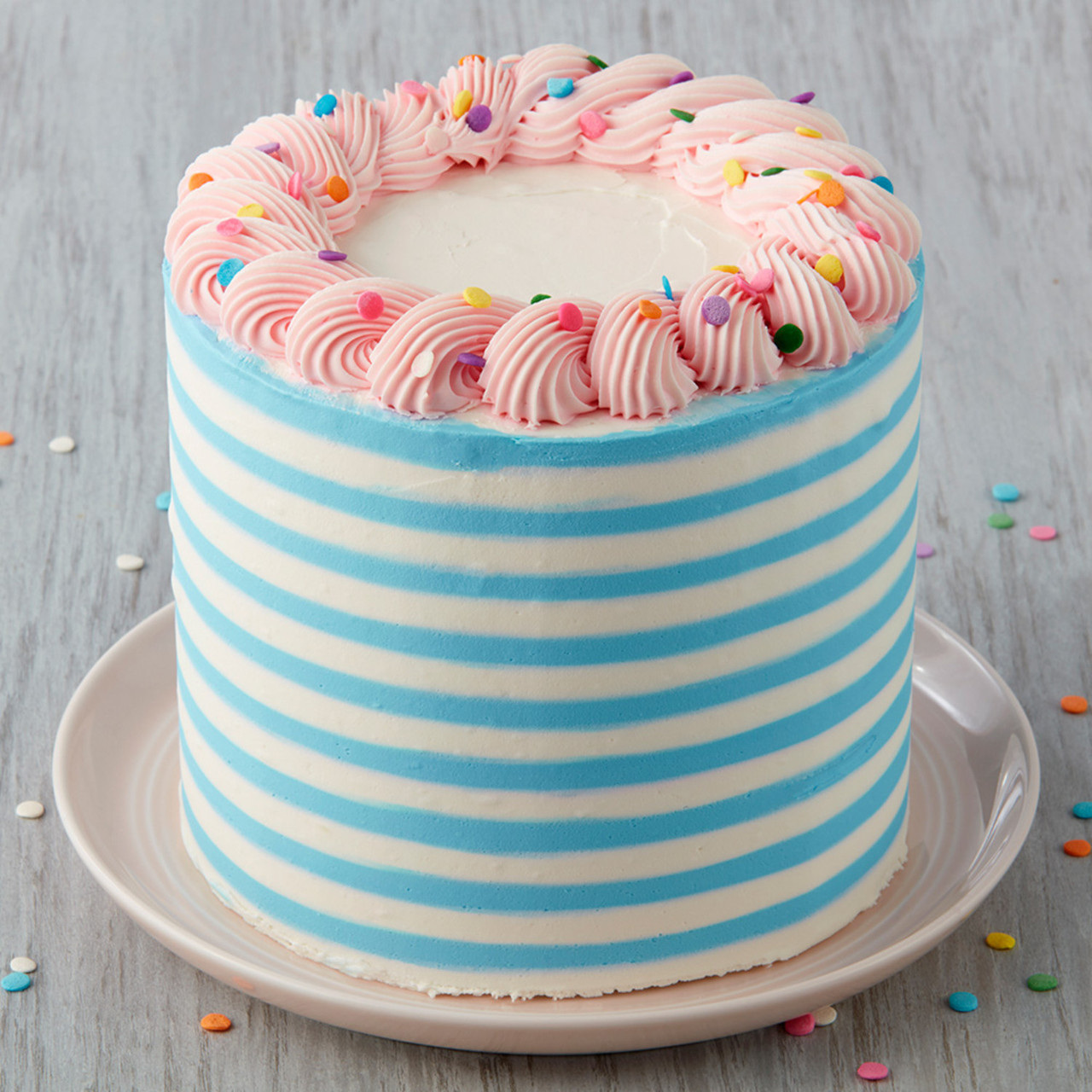 Striped cake - Michelle Korne Bakes