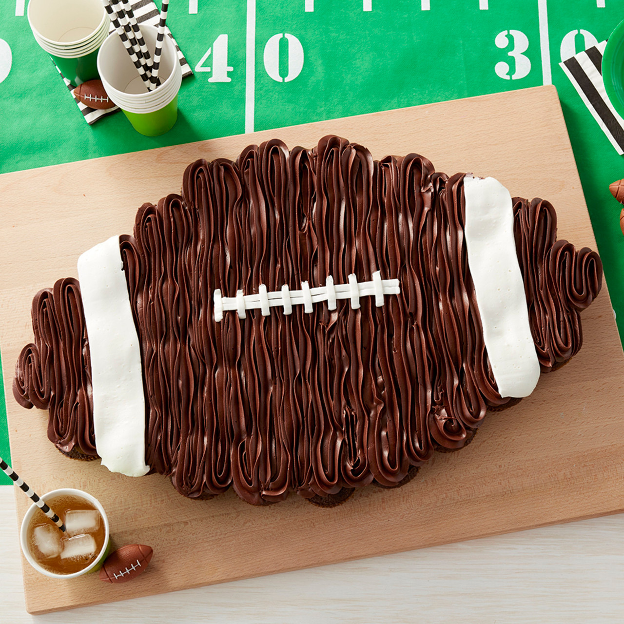 FOOTBALL CAKE – La Brioche