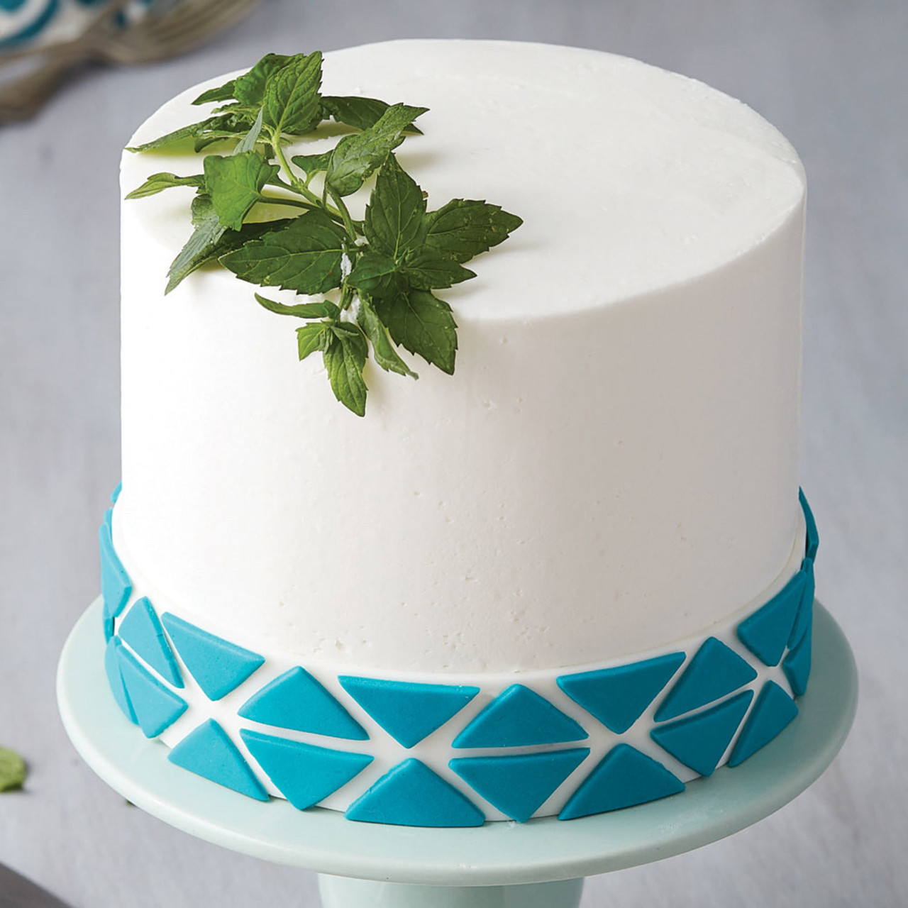 The best cake recipe for baby shower fondant decorations - Lazyhomecook