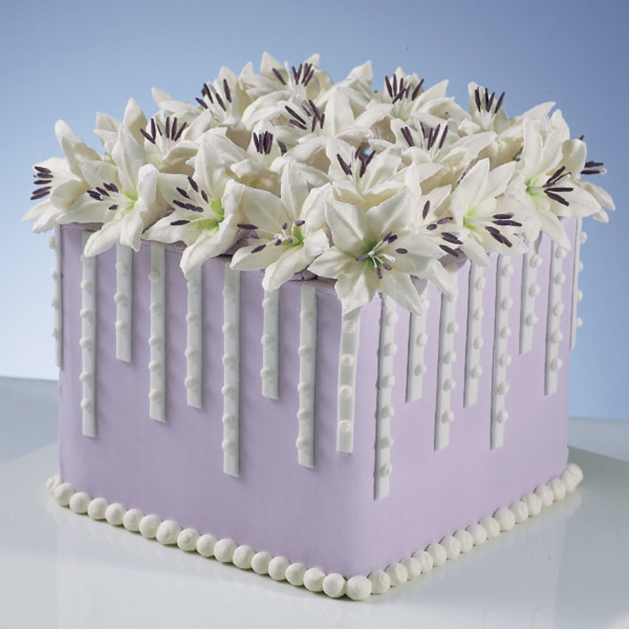 Piped Lavender Cake