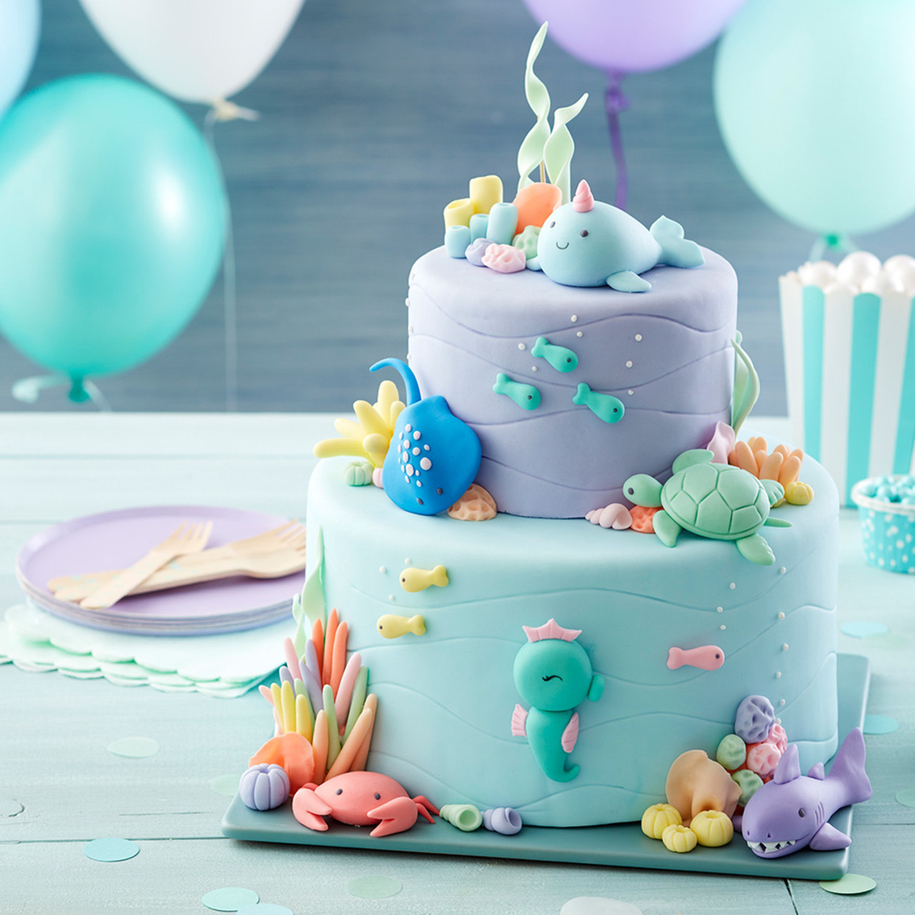 Ocean themed cake/ Under water cake/ Aquarium cake/ Birthday cake, Food &  Drinks, Homemade Bakes on Carousell