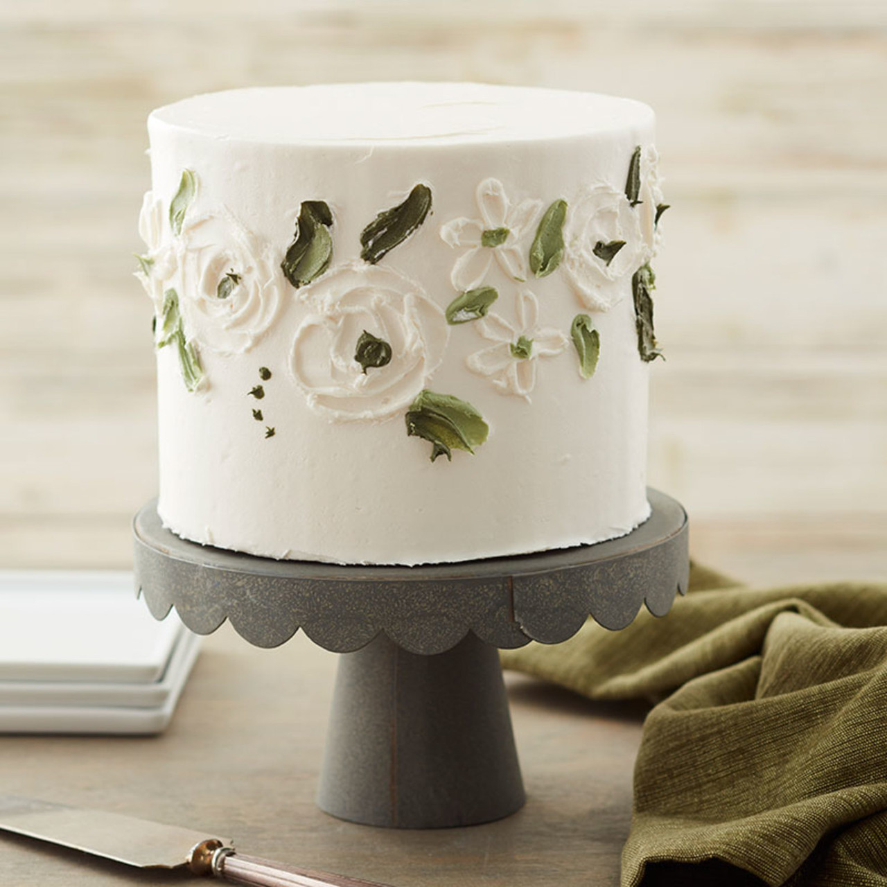 CAKE DECORATING: Buttercream Flowers