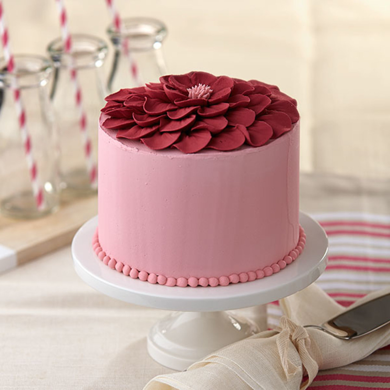 Beautiful Rose Cake - Cake Style [Video] [Video] | Rose cake, Savoury cake,  Cake decorating frosting