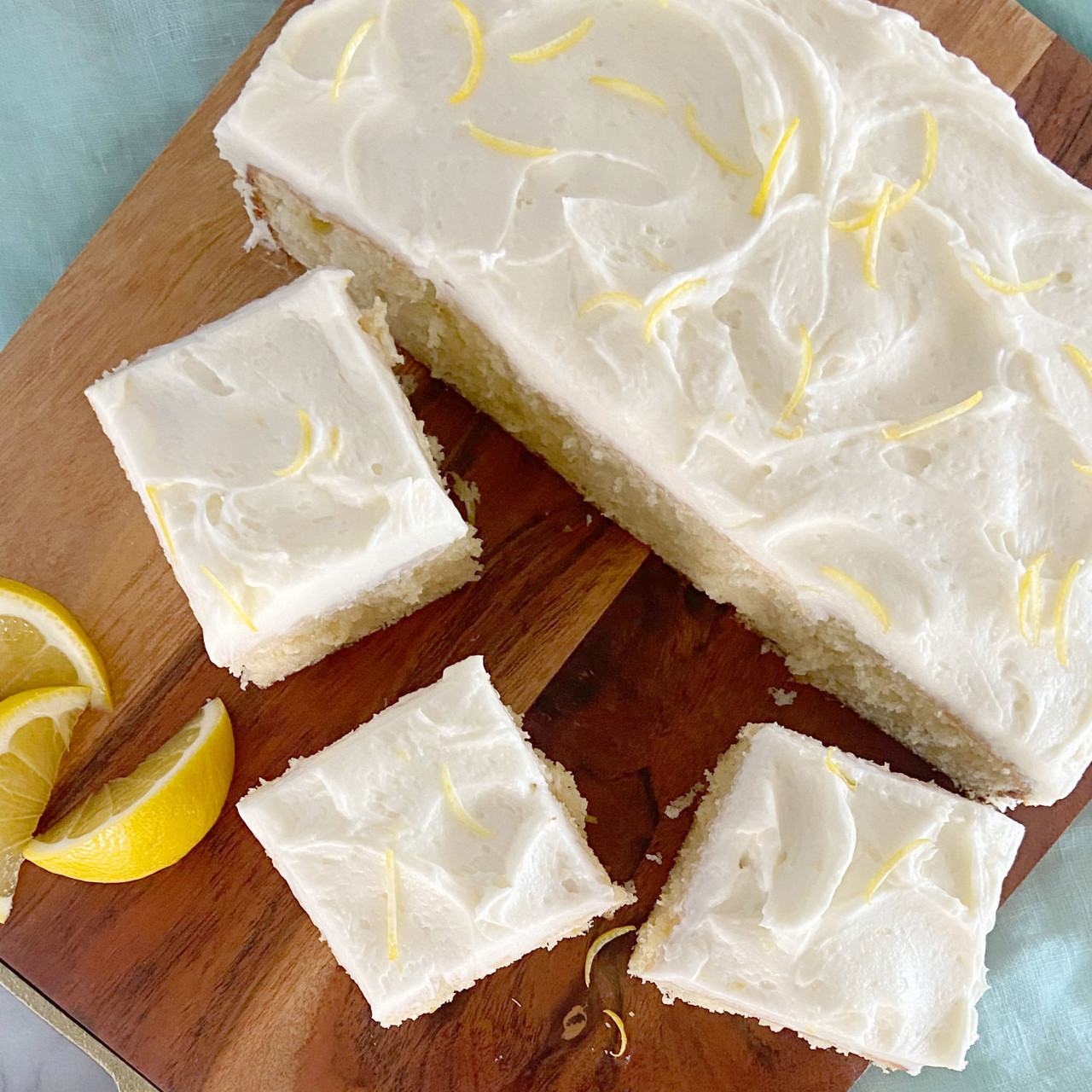 Easy Lemon Cake (with Video) ⋆ Sugar, Spice and Glitter