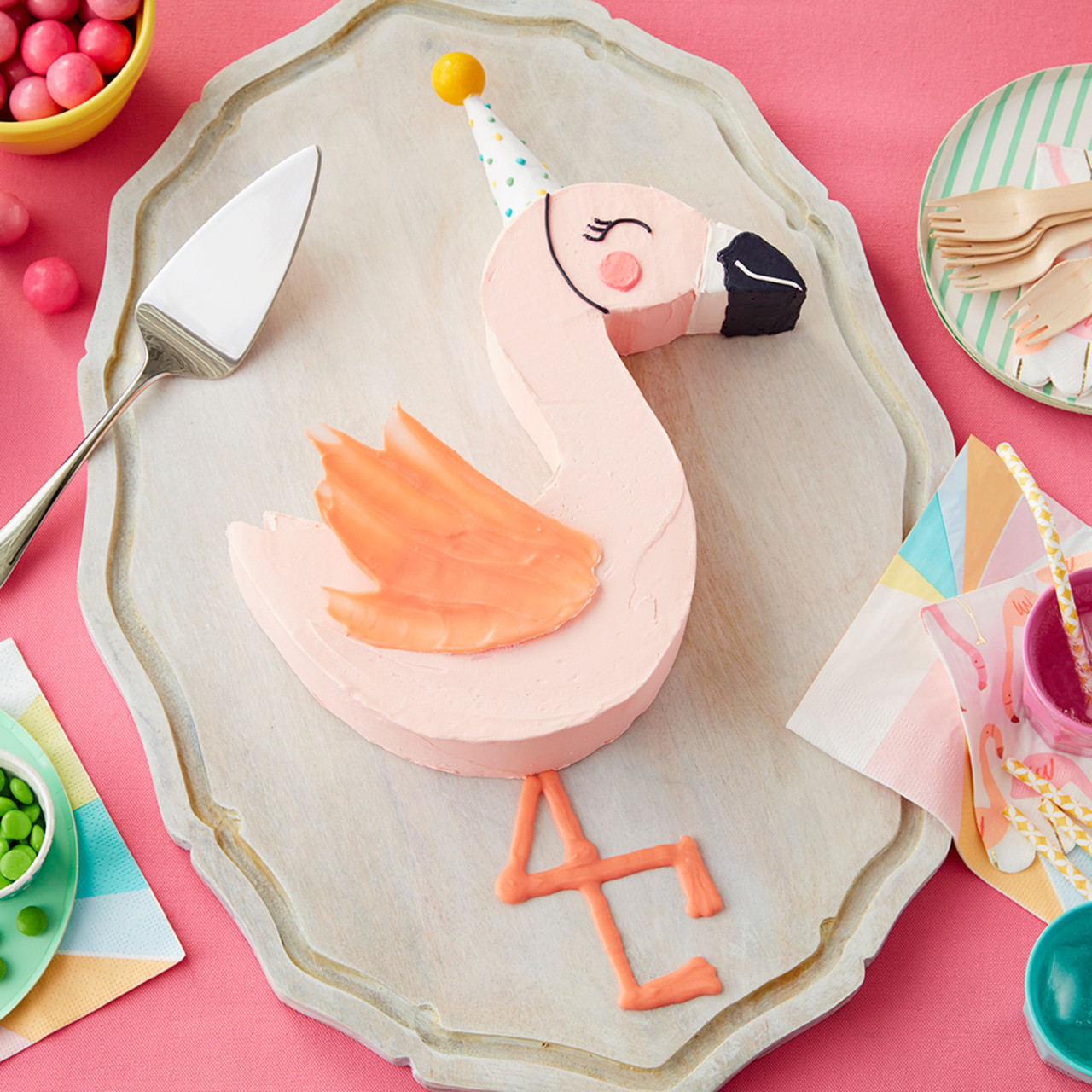 12+ Flamingo Cakes & Treat Ideas