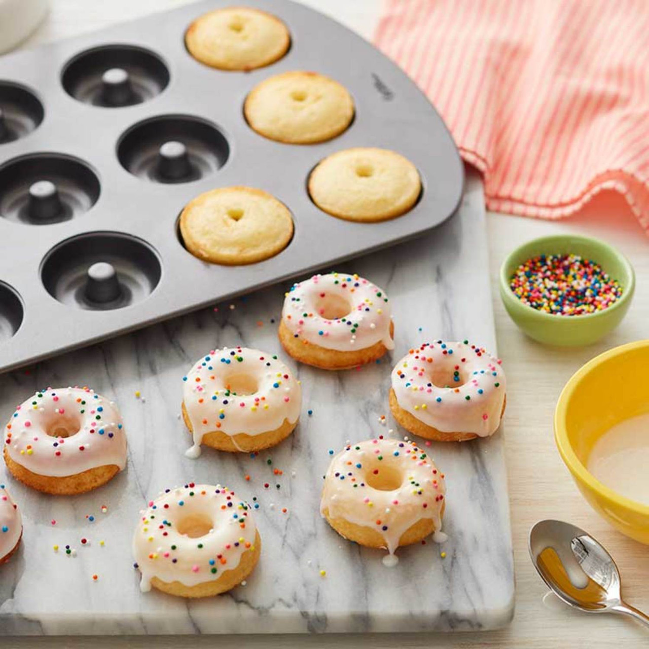 Silicone Donut Mold Non-Stick Doughnut Pastry Molds Baking Pan Chocolate  Cake Dessert DIY Biscuit Bagels Muffins Donuts Maker 1X