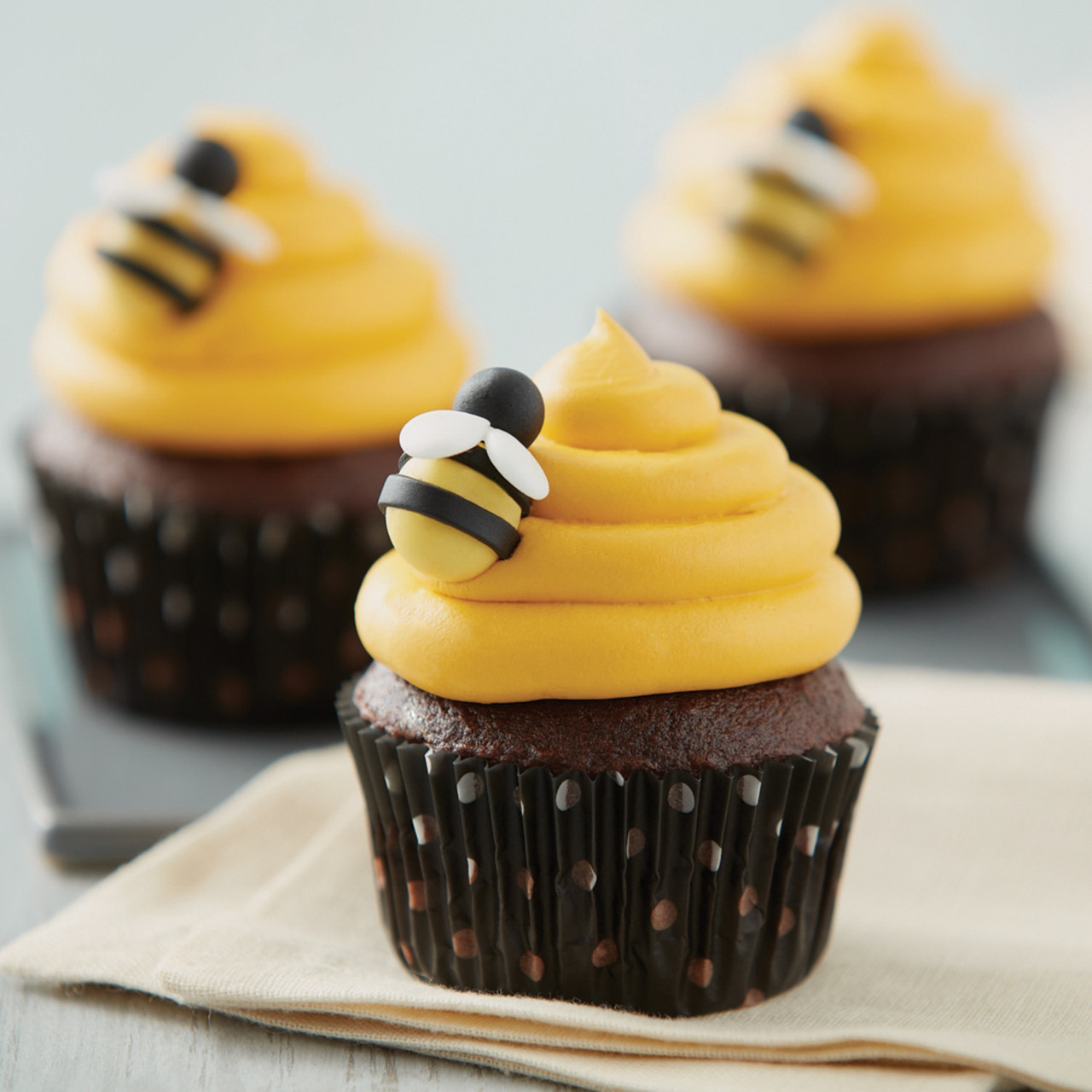 Fondant Beetle and Bee Cupcake Toppers - Queen Fine Foods
