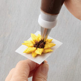 How to Pipe a Sunflower