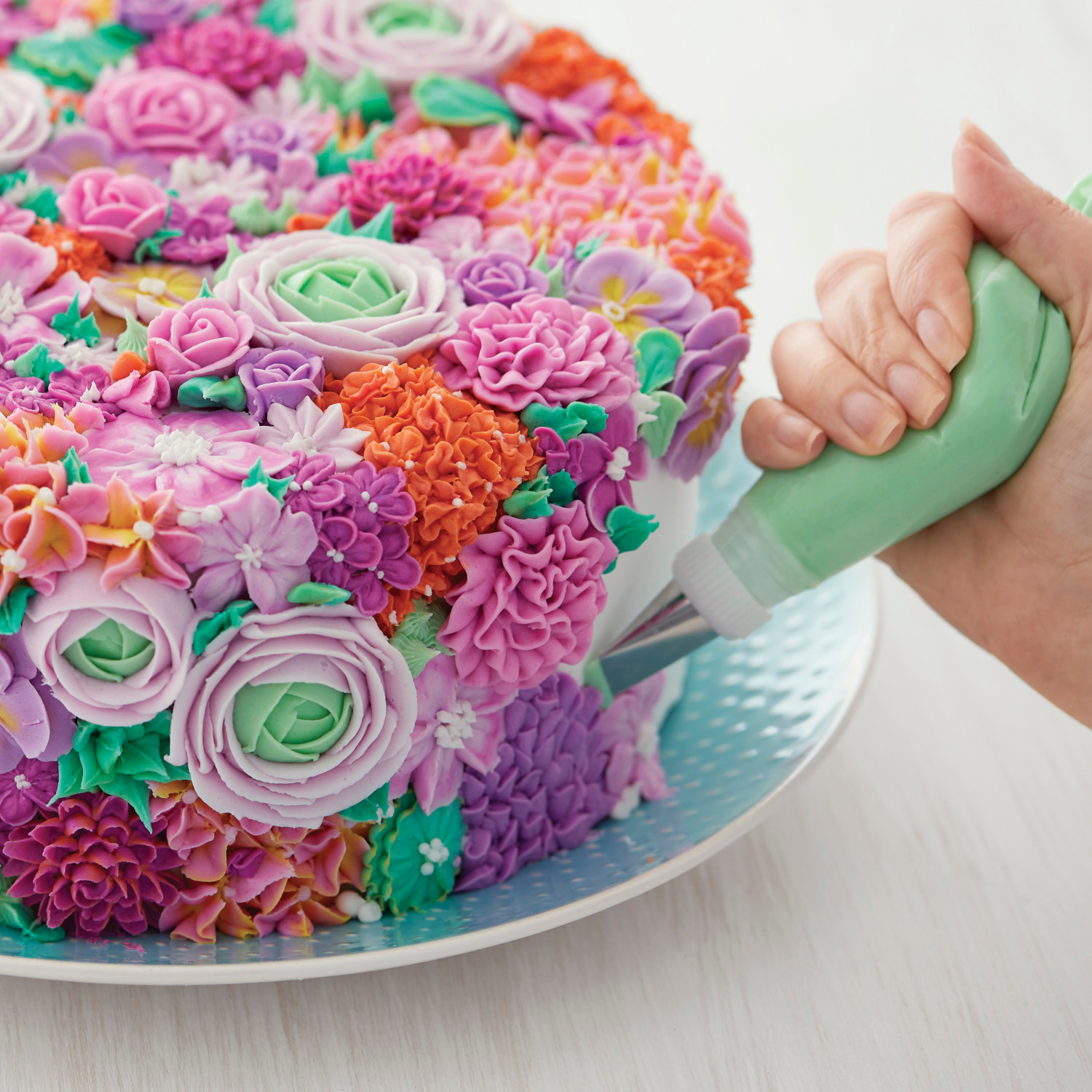 Master Cake Decorating Piping Tips Set, 55-Piece Cake and Cupcake