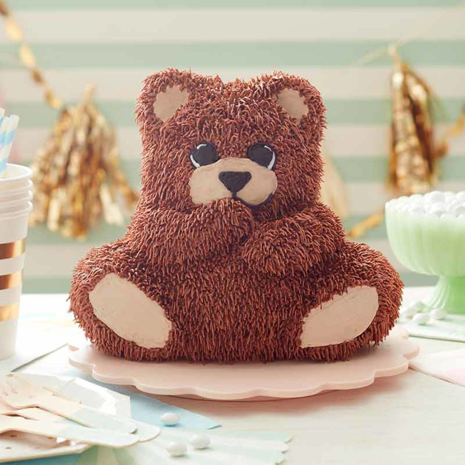 Bear Riff Raff Cake Stand-Up Cuddly Bear Cake - Wilton