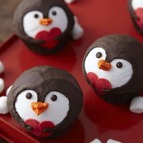 Penguin-Valentines-Day-Cupcakes.jpg|1