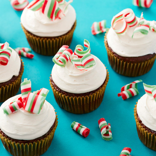 Candy Curl Christmas Cupcakes