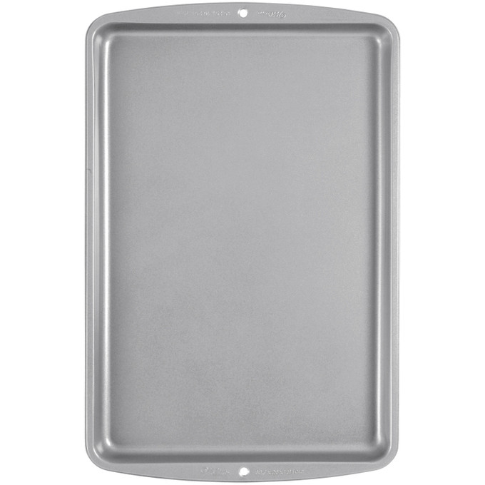 Wilton Ultra Bake Pro 2pc 7x10 Cookie Sheet Set