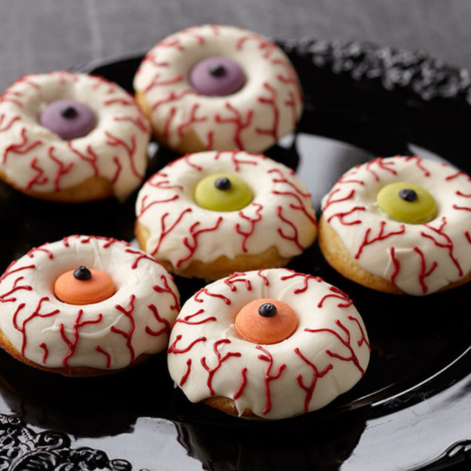Monster Eyes Halloween Donuts