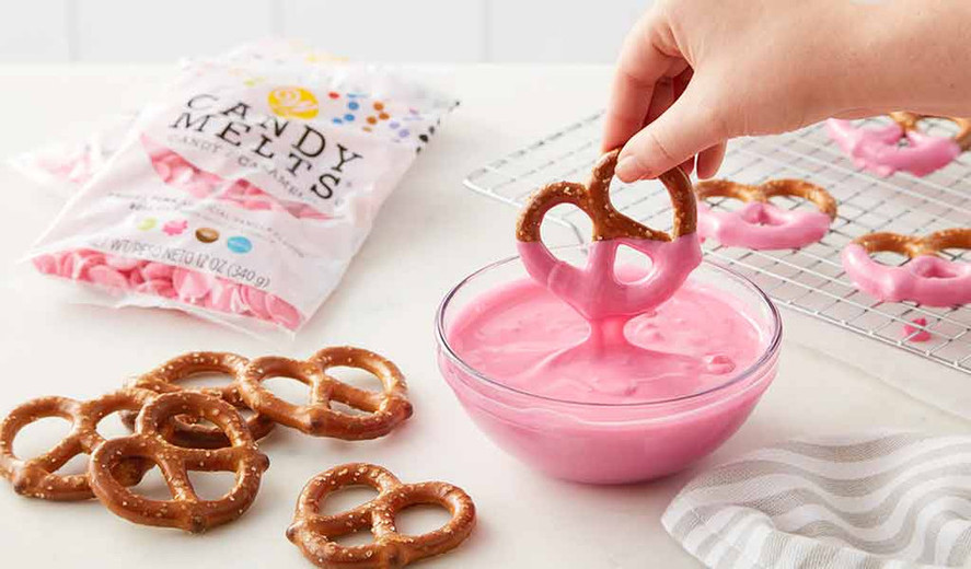 How to Use Candy Melts for Baking and Decorating