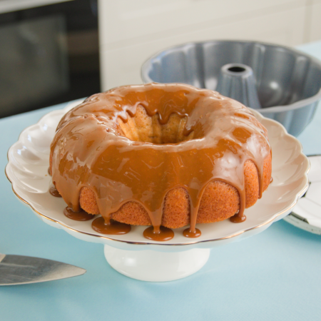 Dulce De Leche Tube Cake