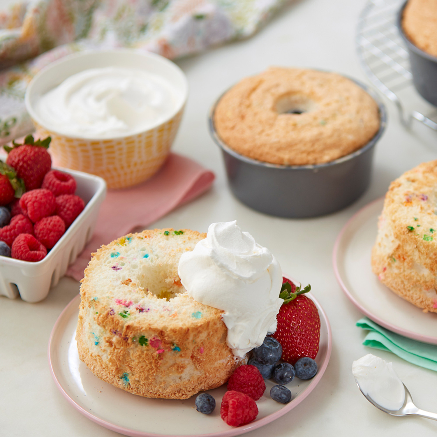 Vanilla Bean Angel Food Cake Recipe: How to Make It