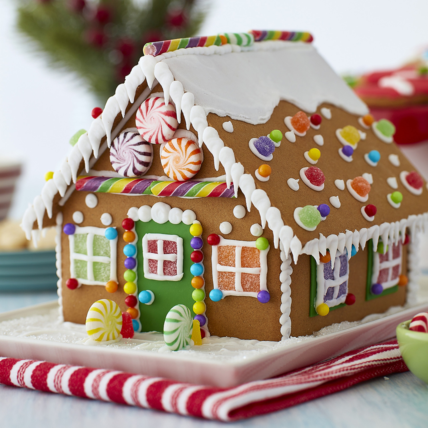 Creative Candy Gingerbread Cottage