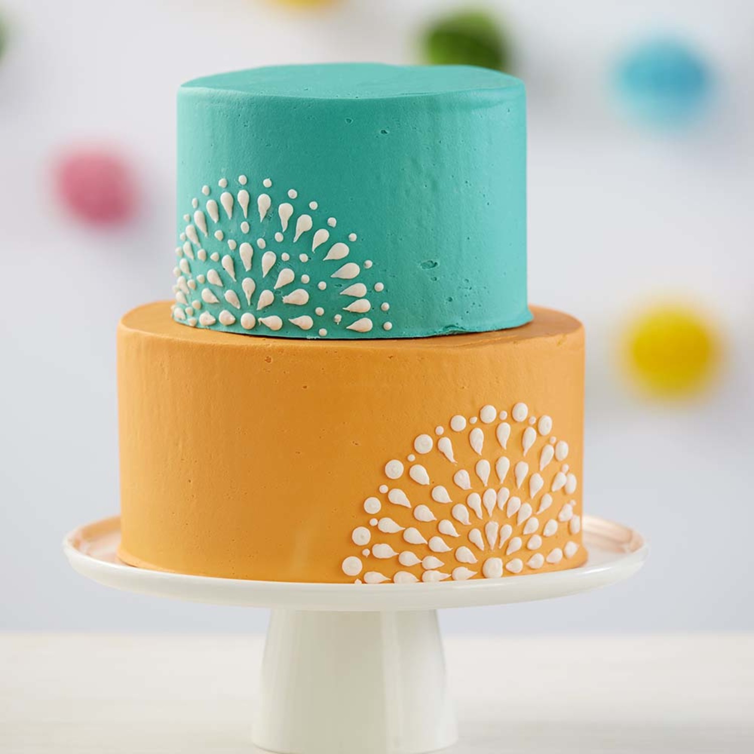 Custom Cake / 2 Tier – Clementine