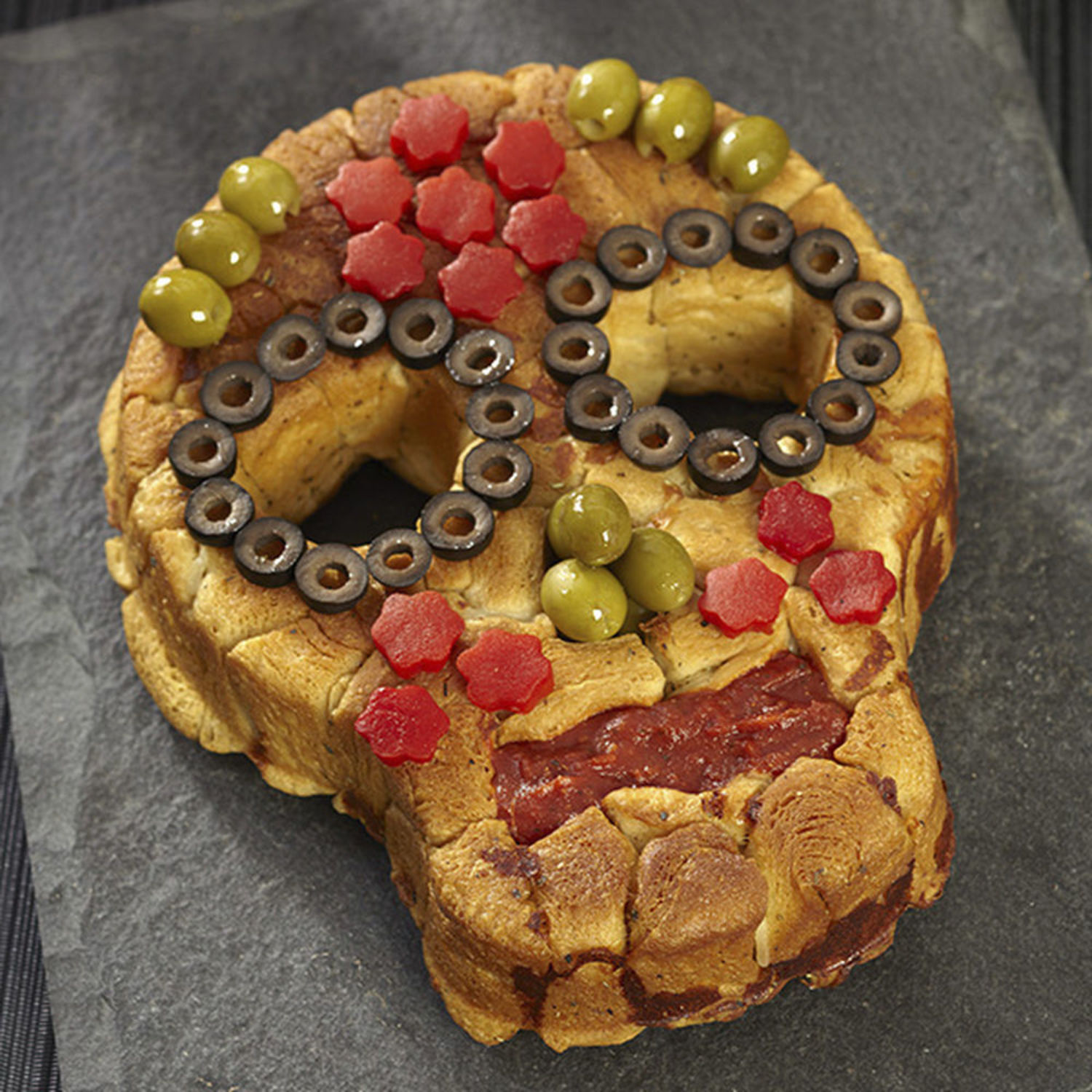 Day of the Dead Skull Cakes - Crafty Chica