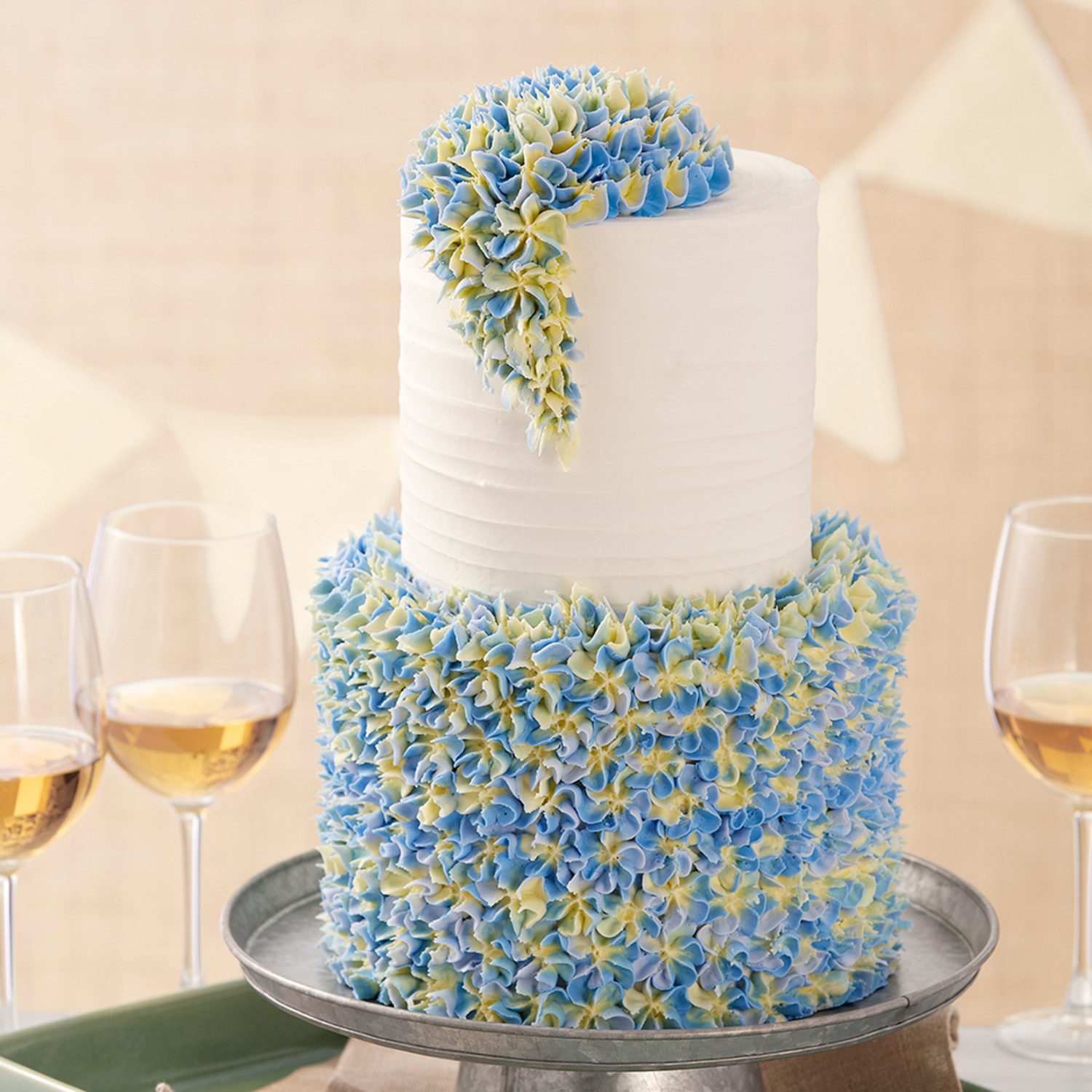 Hydrangea Cakes | Hydrangea cake, Hydrangea, Painted cakes