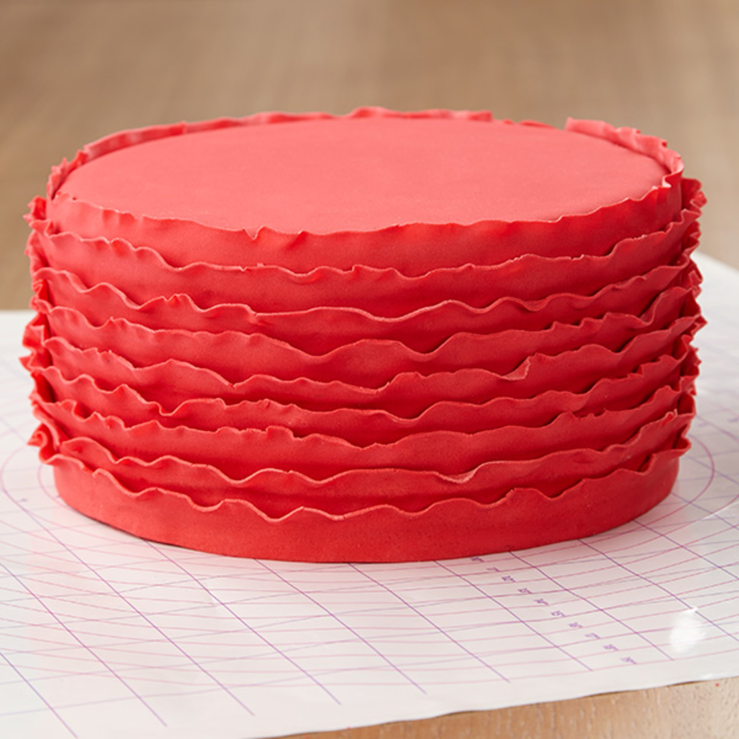 Red-Ruffled-Ribbons-Fondant-Cake.jpg|1