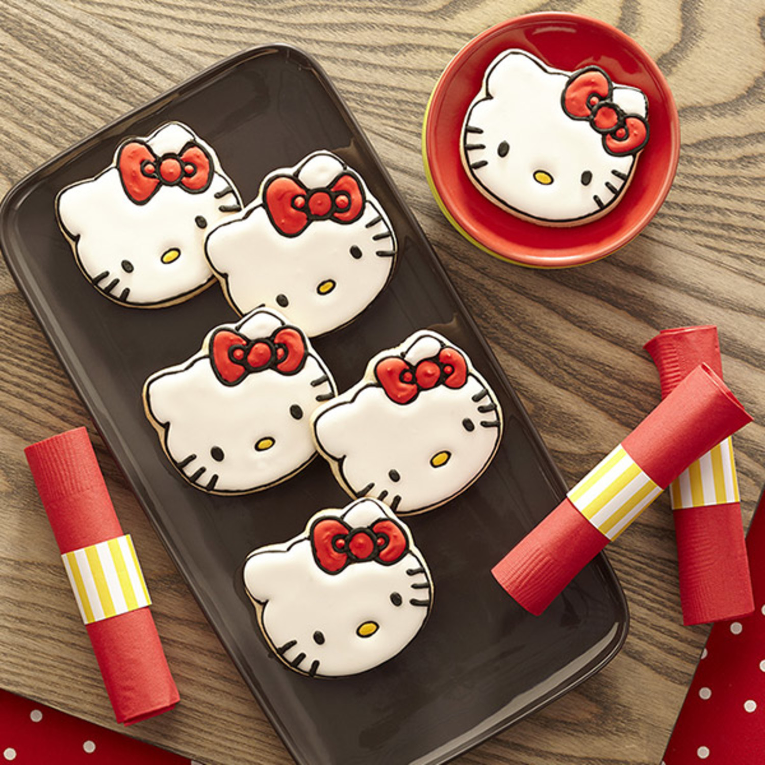 Hello Kitty Halloween Cookie Stamp and Frosting Set