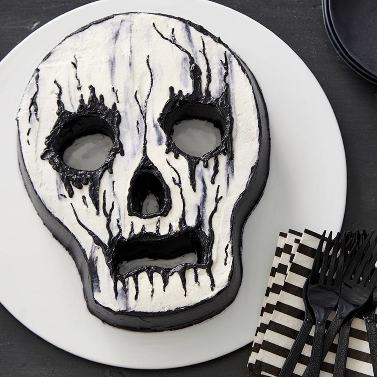 Simple Halloween Skeleton Cake