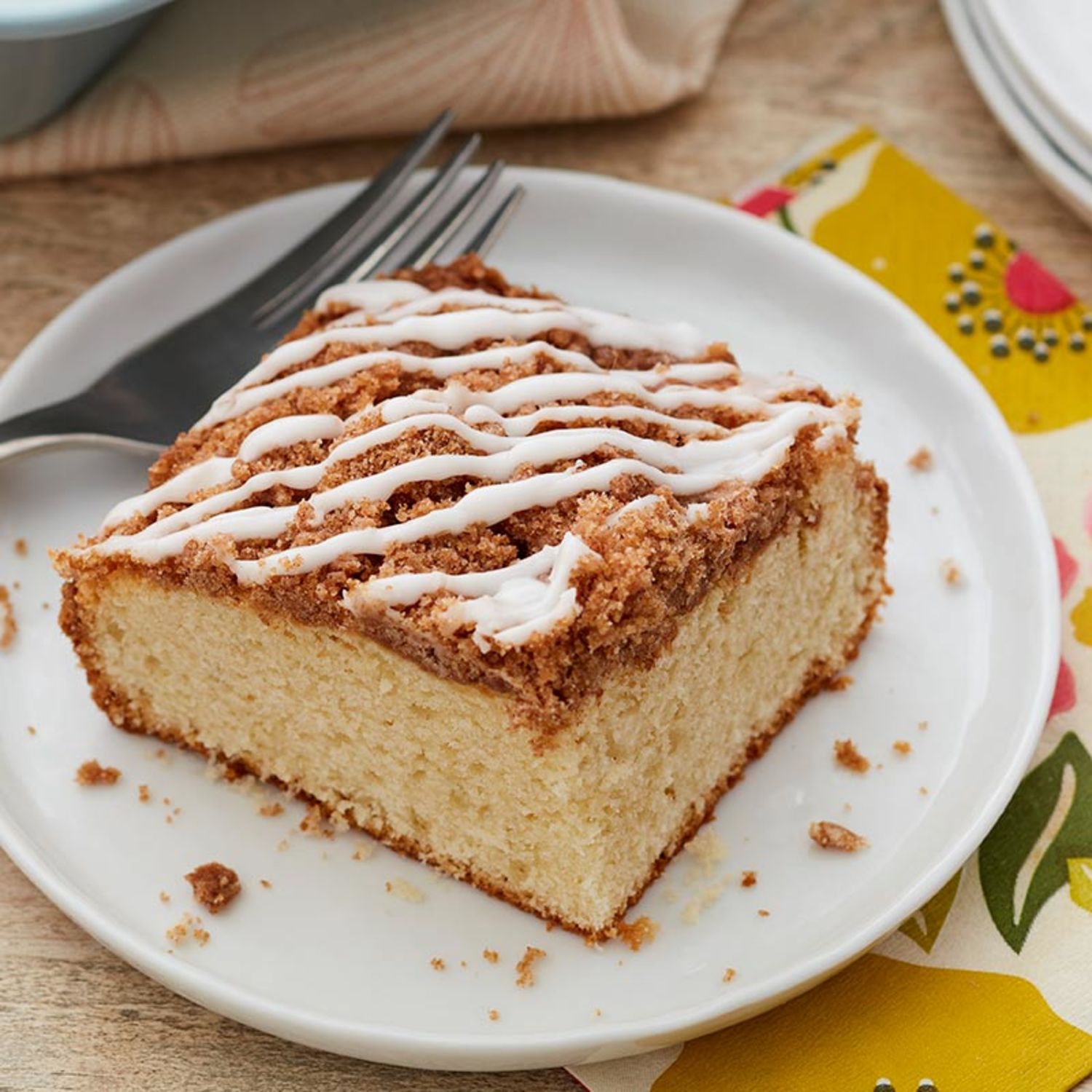 Cinnamon Swirl Breakfast Cakes - Wilton