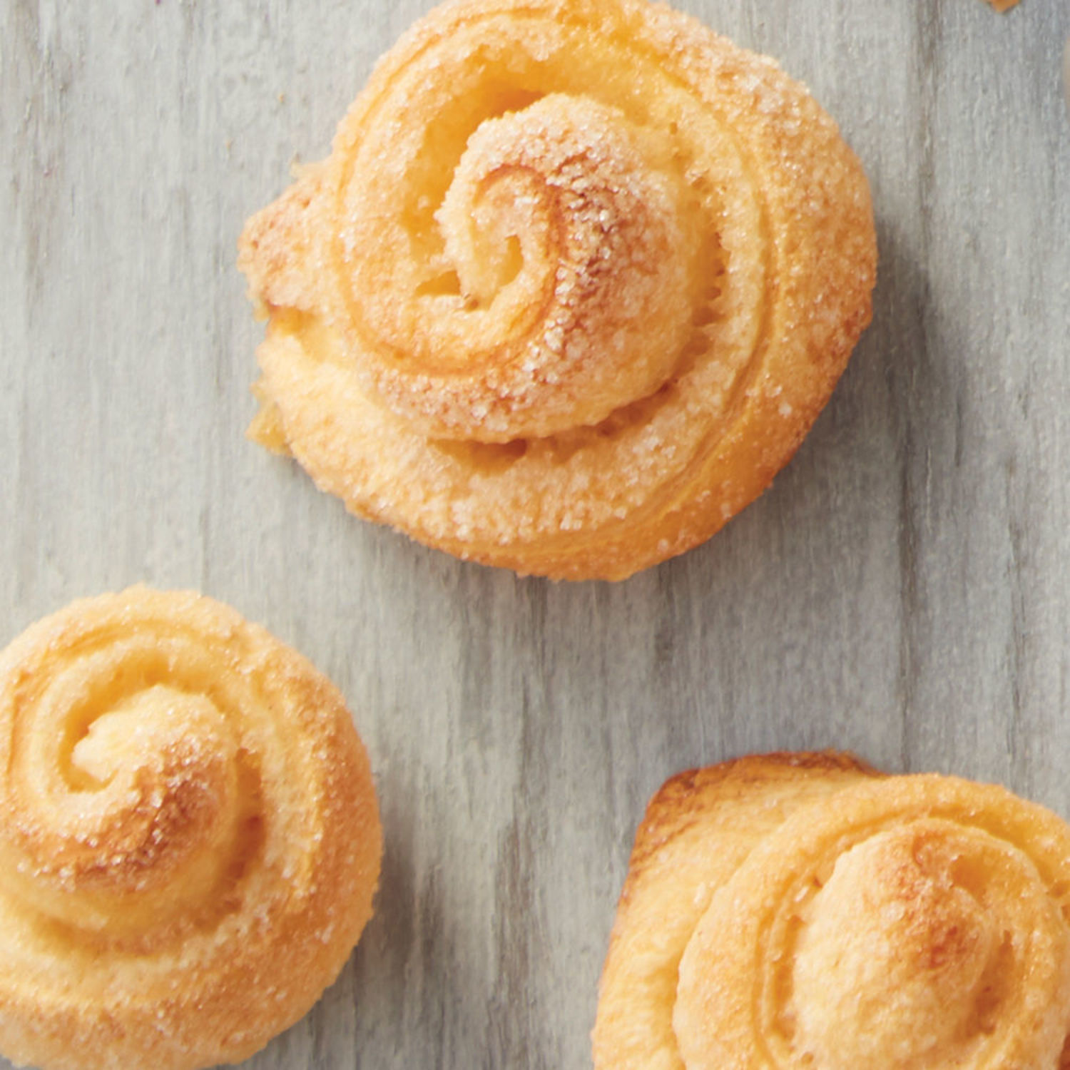 Ribbon Rose Sweet Rolls