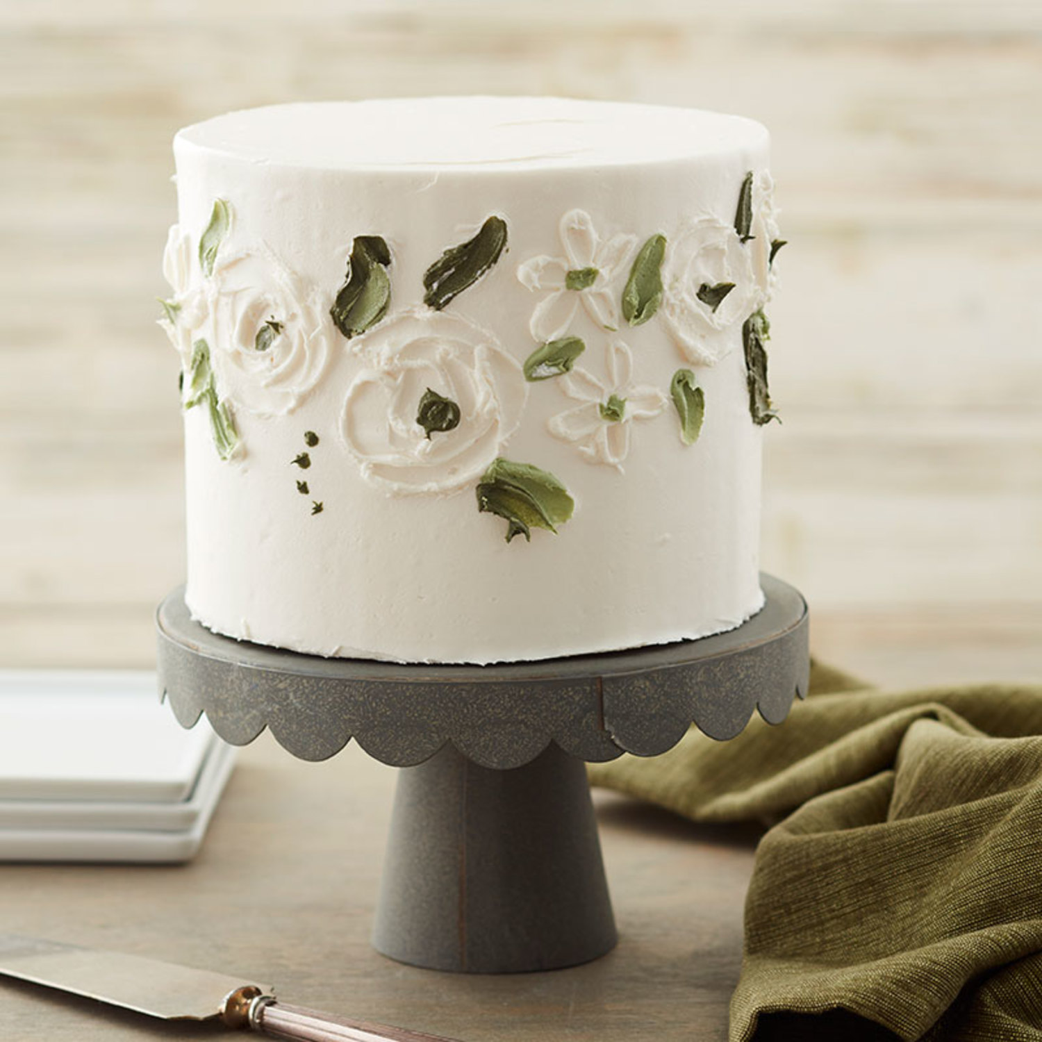 Timesaving Ideas for Elegant Cakes | DecoPac